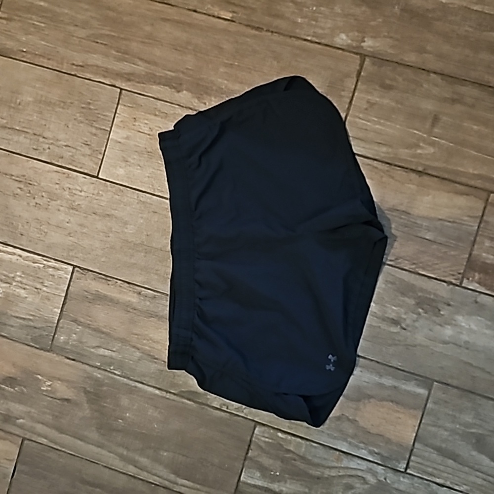 3 Nike and Under Armour shorts - Picture 6 of 6